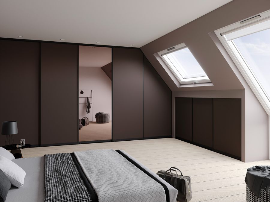 Einbauschrank mit Spiegel