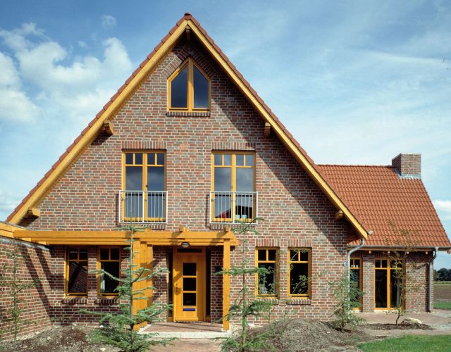 Fenster und Türen in Holzoptik